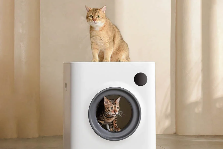 self-cleaning cat litter box